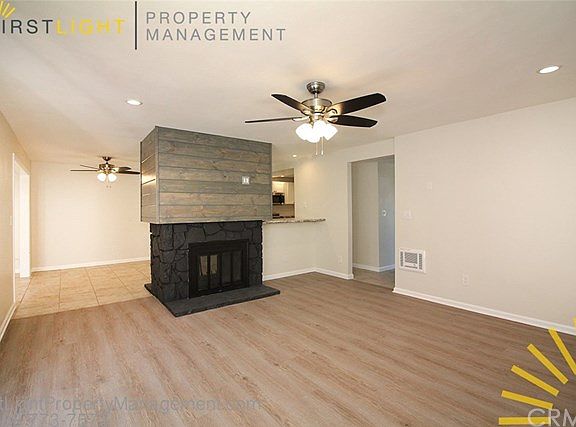 3rd image of 1322 Amethyst St APT A