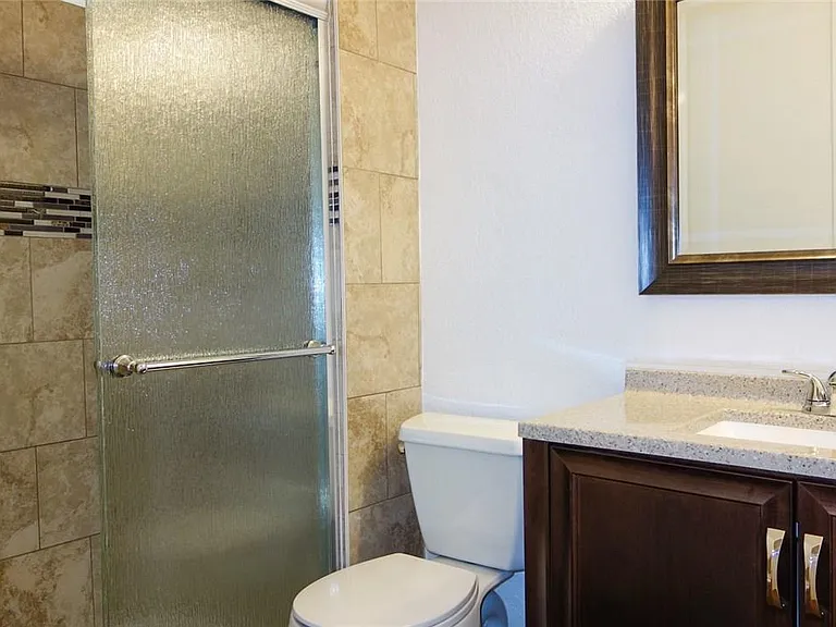 7014 Riverton Dr — Photo 14