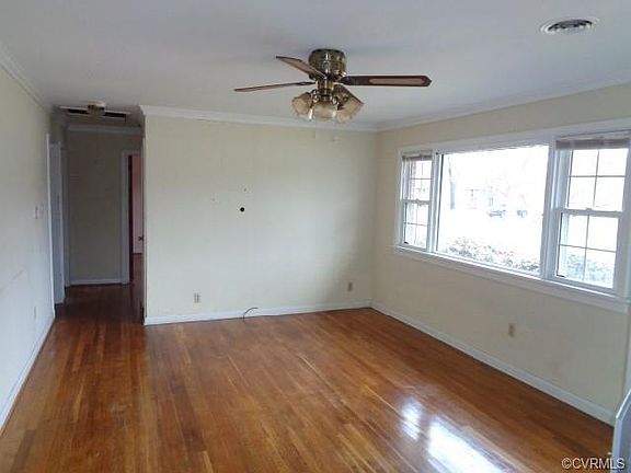 2nd image of 323 Sandston Ave