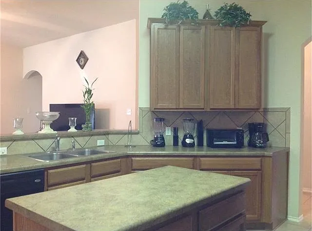 1556 Tonia Loop — Photo 14