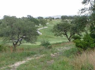3903 NW Oak Hills Dr S, Kerrville, TX 78028