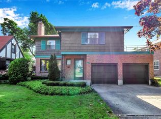 402 Brantwood Rd, Amherst, NY 14226