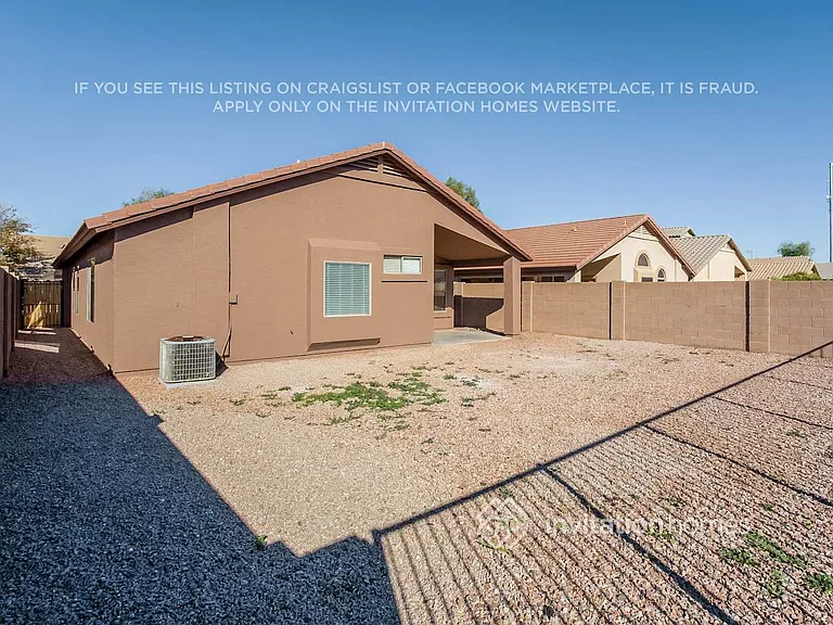 883 E Lovegrass Dr — Photo 15