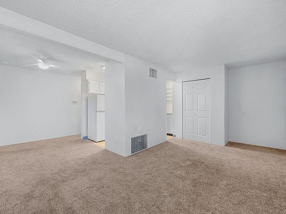 4th image of 1705 Heatheridge Rd #A201