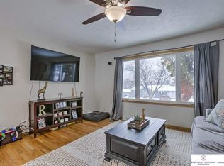 1207 Robin Dr, Bellevue, NE 68005