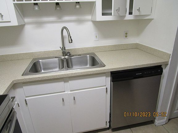 4th image of 6503 Winona St