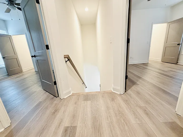 2035 Rosewood Dr #A — Photo 16