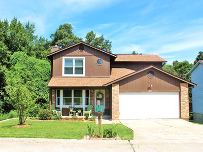 1832 Hilltop Village Ln, Imperial, MO, 63052
