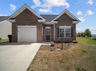 105 Brant Ct, Elizabeth City, NC 27909