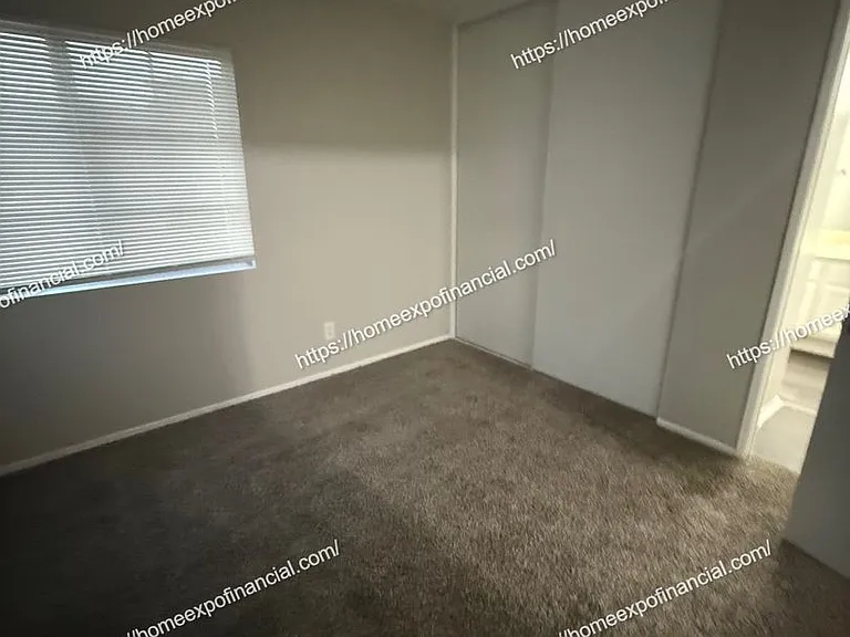 24612 Freeport Dr — Photo 8