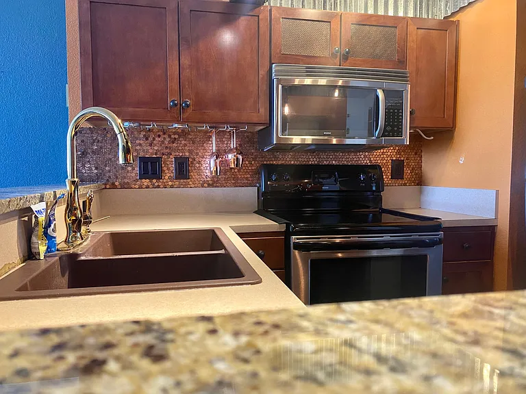 151 E Washington St #610 — Photo 17
