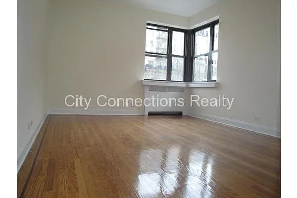 Rented by City Connections Realty | media 18