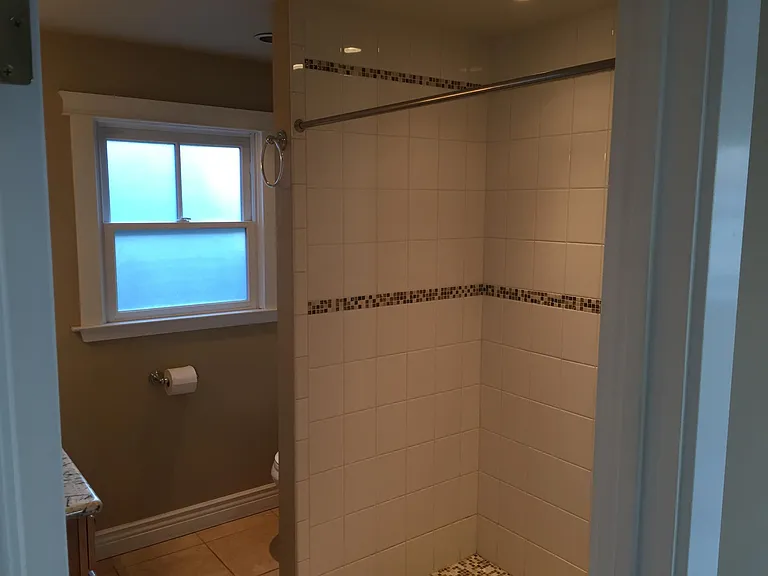 Bath 3 shower
