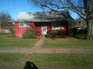 345 E Monroe St, Carlton, OR 97111