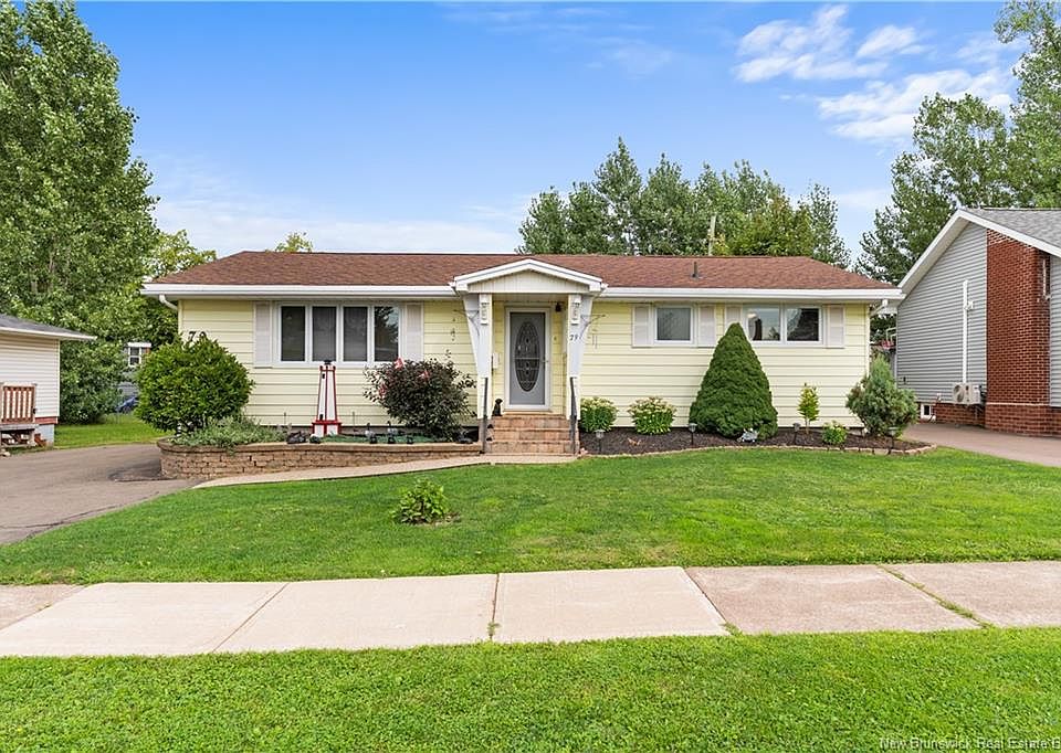 1st image of 79 Poirier Dr