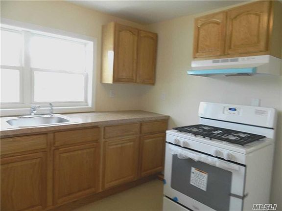 4th image of 58 Hartwell Pl