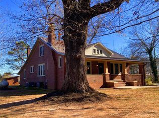 115 Harrison St, Forest City, NC 28018