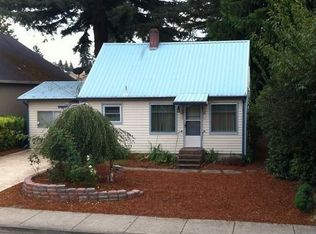 38752 Hood St, Sandy, OR 97055