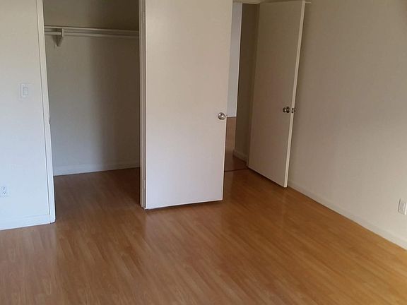 2nd image of 465 Oak St APT 104
