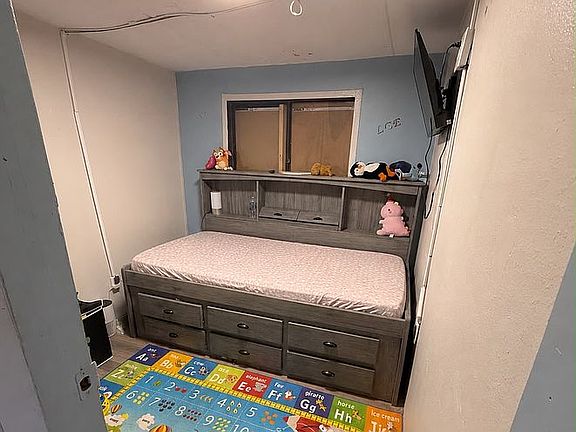 4th image of 56 Ivey Ln