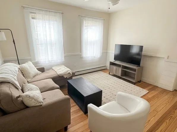 72 Gore St #2, Cambridge, MA 02141