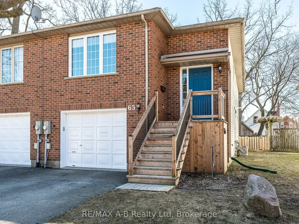 65 Falstaff St, Stratford, ON N5A 3T4