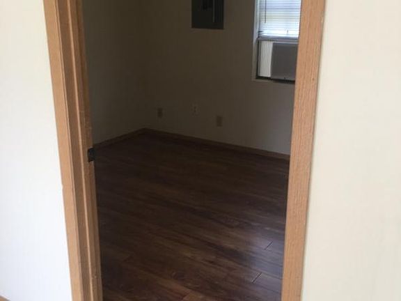 5th image of 5094 J E L Dr APT 1