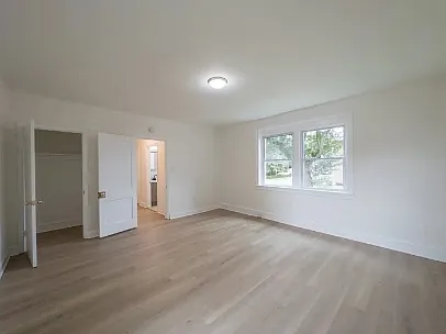 1513 Elmwood Ave #4 — Photo 4
