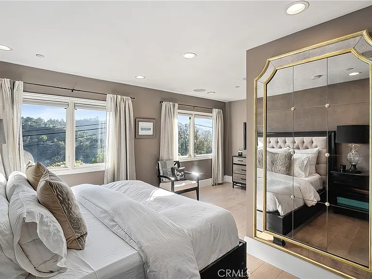 3642 Alta Mesa Dr — Photo 45