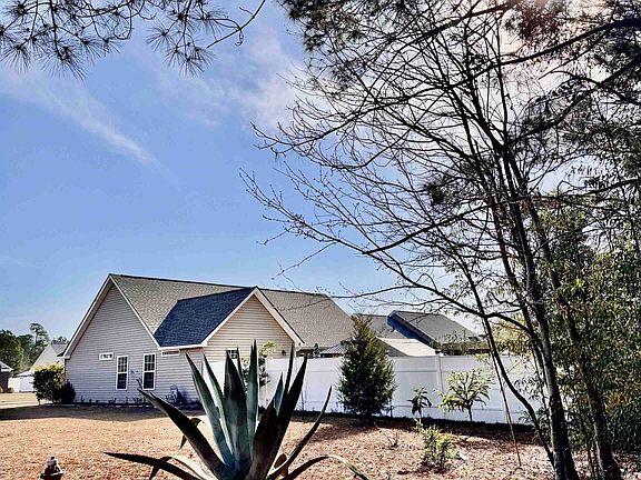 5th image of 434 Barton Loop