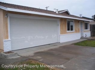 912 Roselawn Ave, Modesto, CA 95351