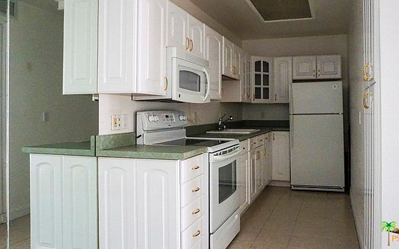 2nd image of 510 N Villa Ct Unit 113