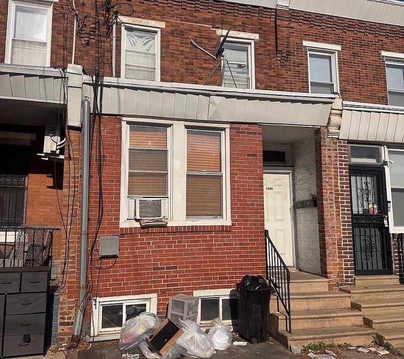 1st image of 880 N 66th St