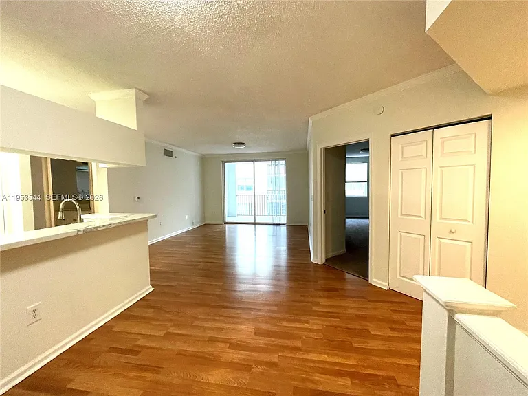 17125 N Bay Rd #3404 — Photo 7