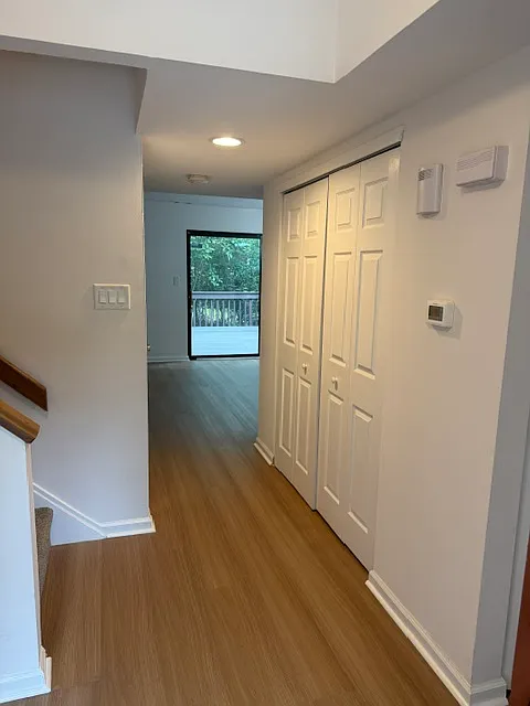 3 bed, 1.5 bath, 1373 sqft, $2,800 — Photo 3
