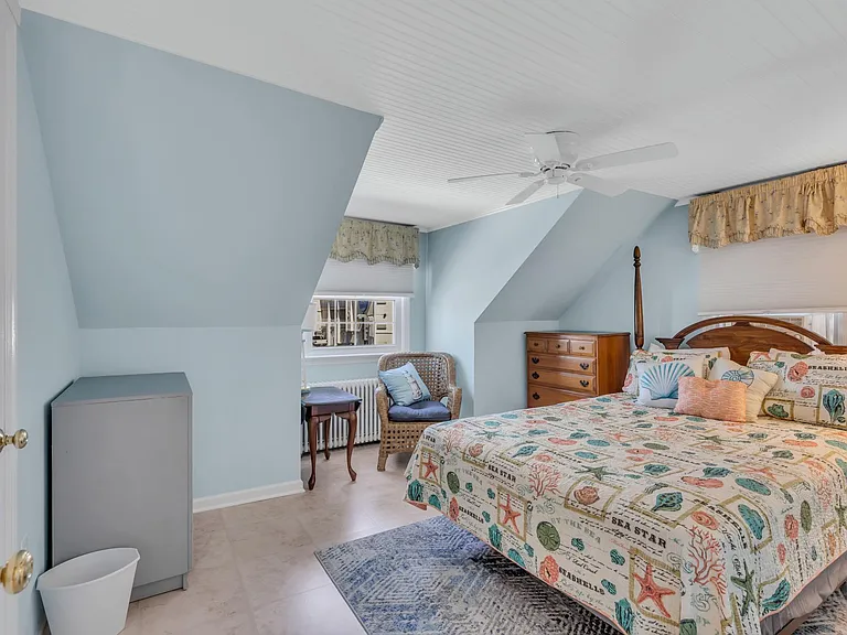 104 Washington Ave — Photo 9