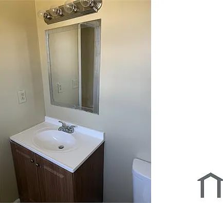 4 bed, 1377 sqft, $1,400 — Photo 2