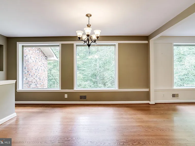 5225 Old Dominion Dr — Photo 17