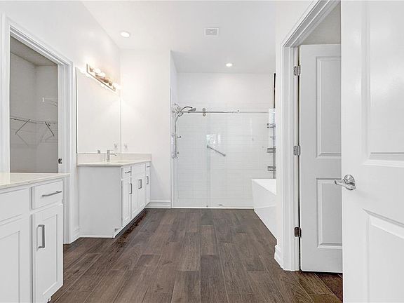 3rd image of 12876 Bergstrom Bay Dr