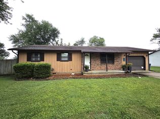 1907 E Scott St, Olney, IL 62450