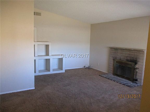 2nd image of 4016 Rubidoux Dr