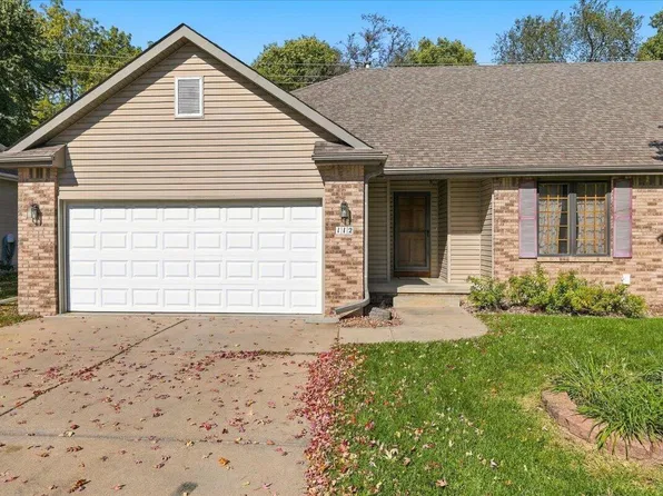 112 W Ferndale Dr, Council Bluffs, IA 51503
