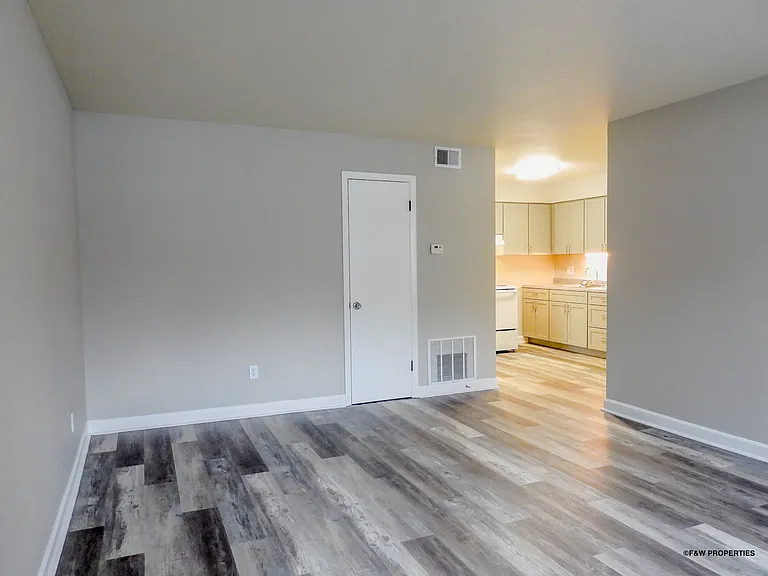 1392 Bryden Rd — Photo 8