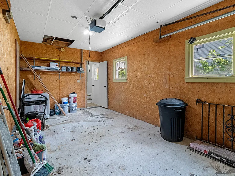 418 S Mill St — Photo 29
