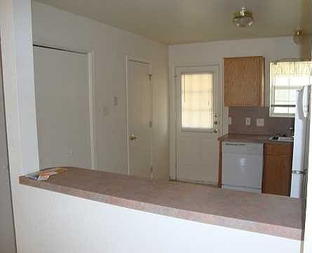 4th image of 4410 Sylvia Dr APT C