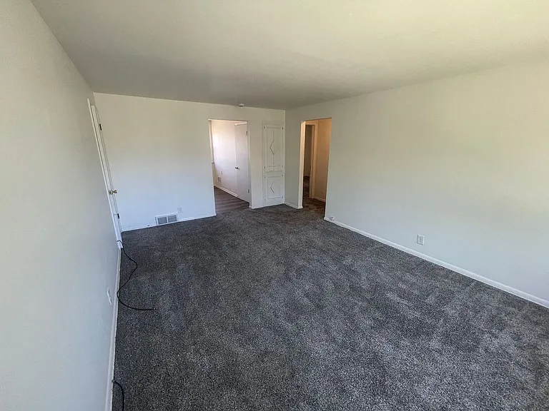 4315 N 90th St. (4 Unit) — Photo 2