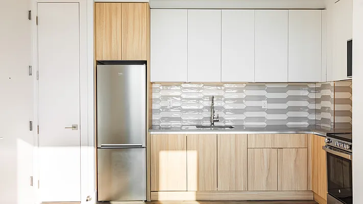 Rented by Nooklyn NYC LLC | media 69