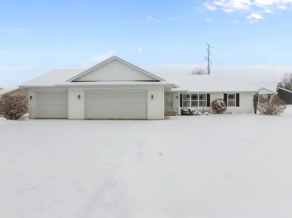6785 Cascade Dr, Greenleaf, WI 54126