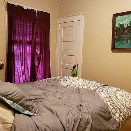 1st image of 4033 Queen Ave S #4