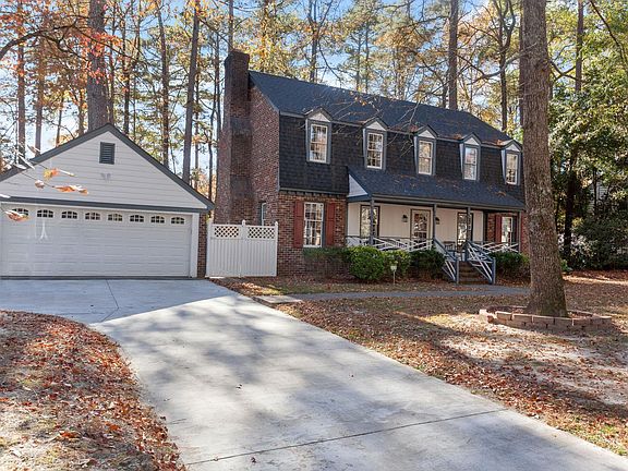 5th image of 1233 Green Tee Ln